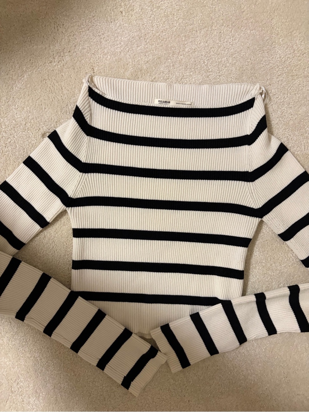 Pull&Bear Off-Shoulder Ribbed Sweater in White and Black